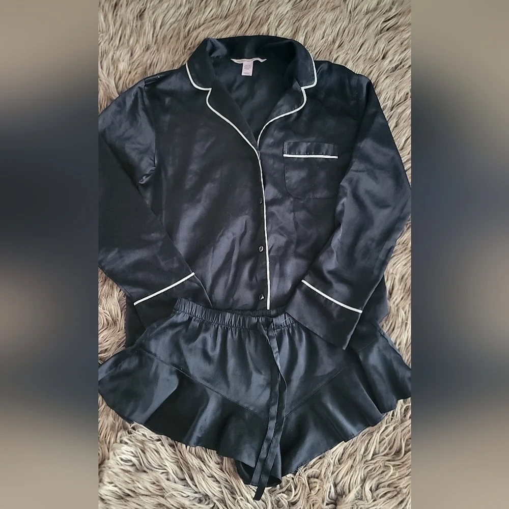 VICTORIA'S SECRET Black Satin Pajama Set with White Trim SMALL - Picture 2 of 4